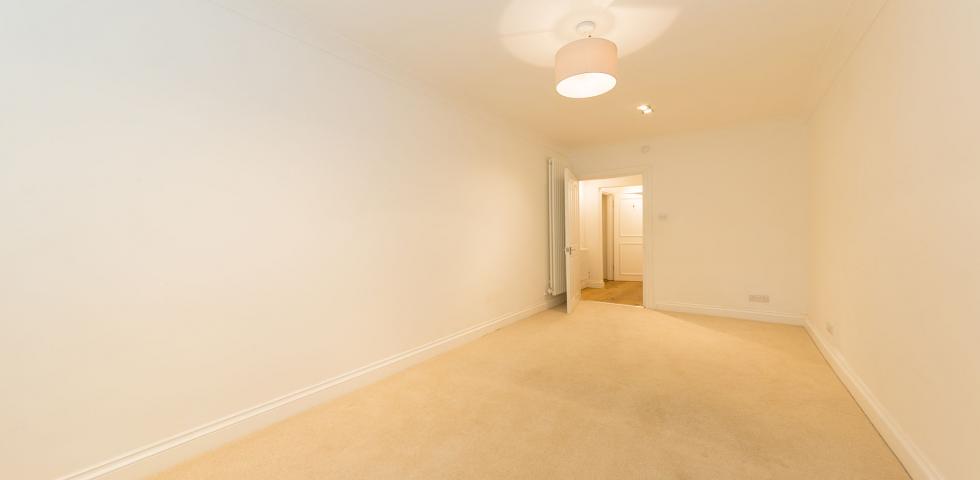 Modern Family Home Chatsworth rd, Brondesbury